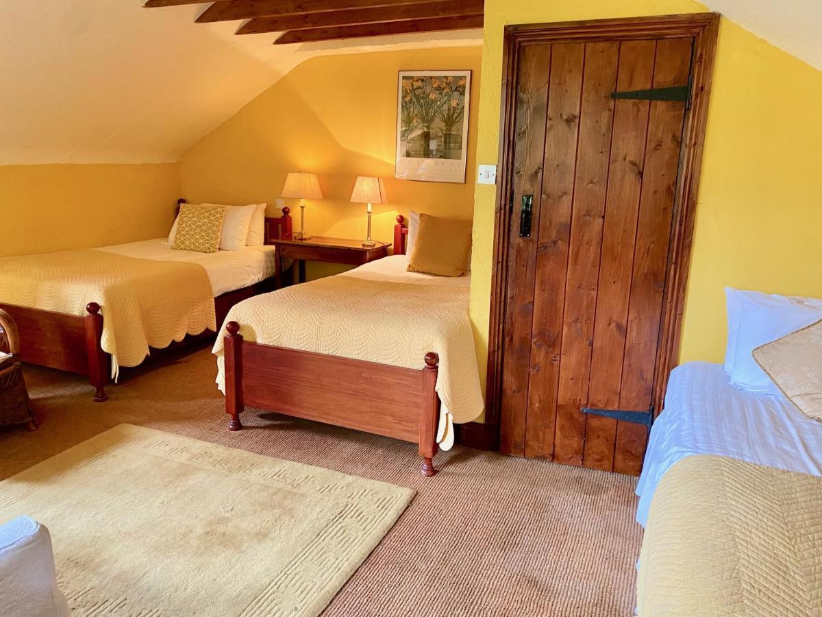 Barnabrow Country House Killinagh Екстериор снимка
